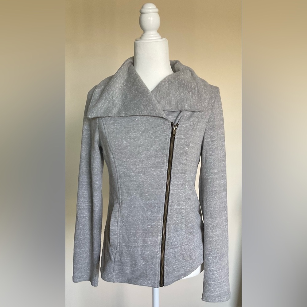 Mystree Light Gray Women's Light Jacket/Sweater